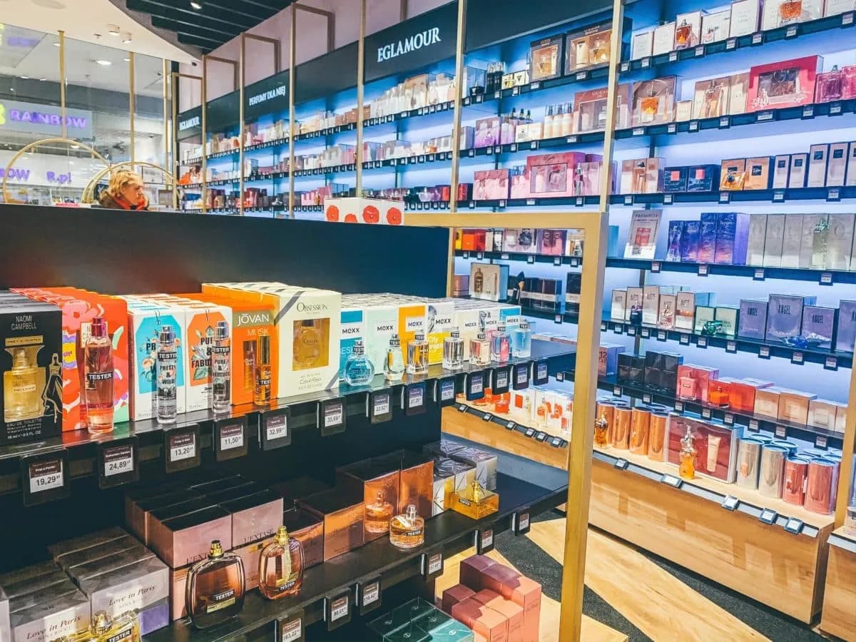 Gdzie oryginalne perfumy? Odkryj sprawdzone źródła autentycznych zapachów